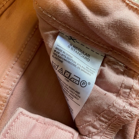 Old Navy Rockstar Jeans - Picture 3 of 4